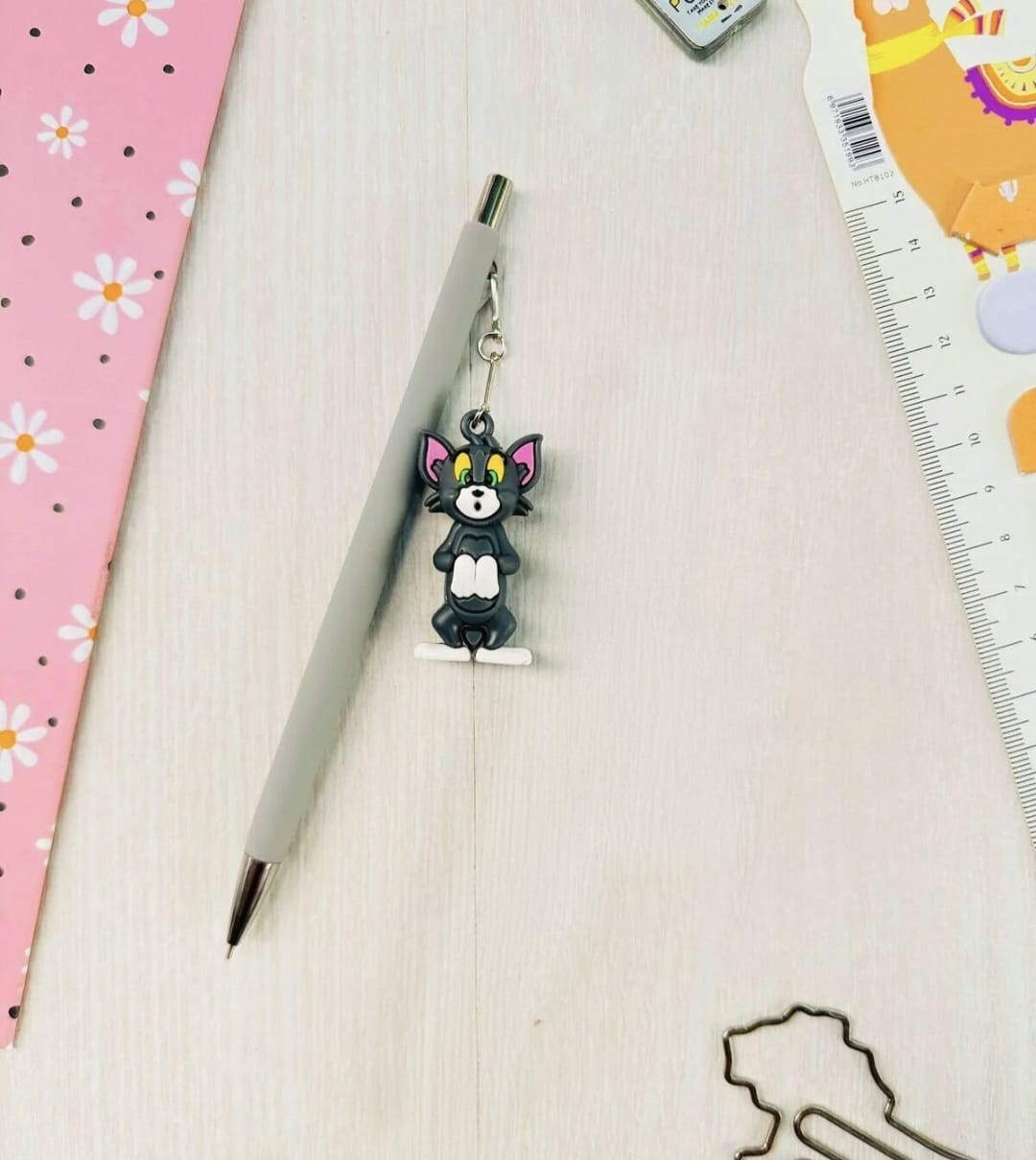 tom &jerry keychain pencil