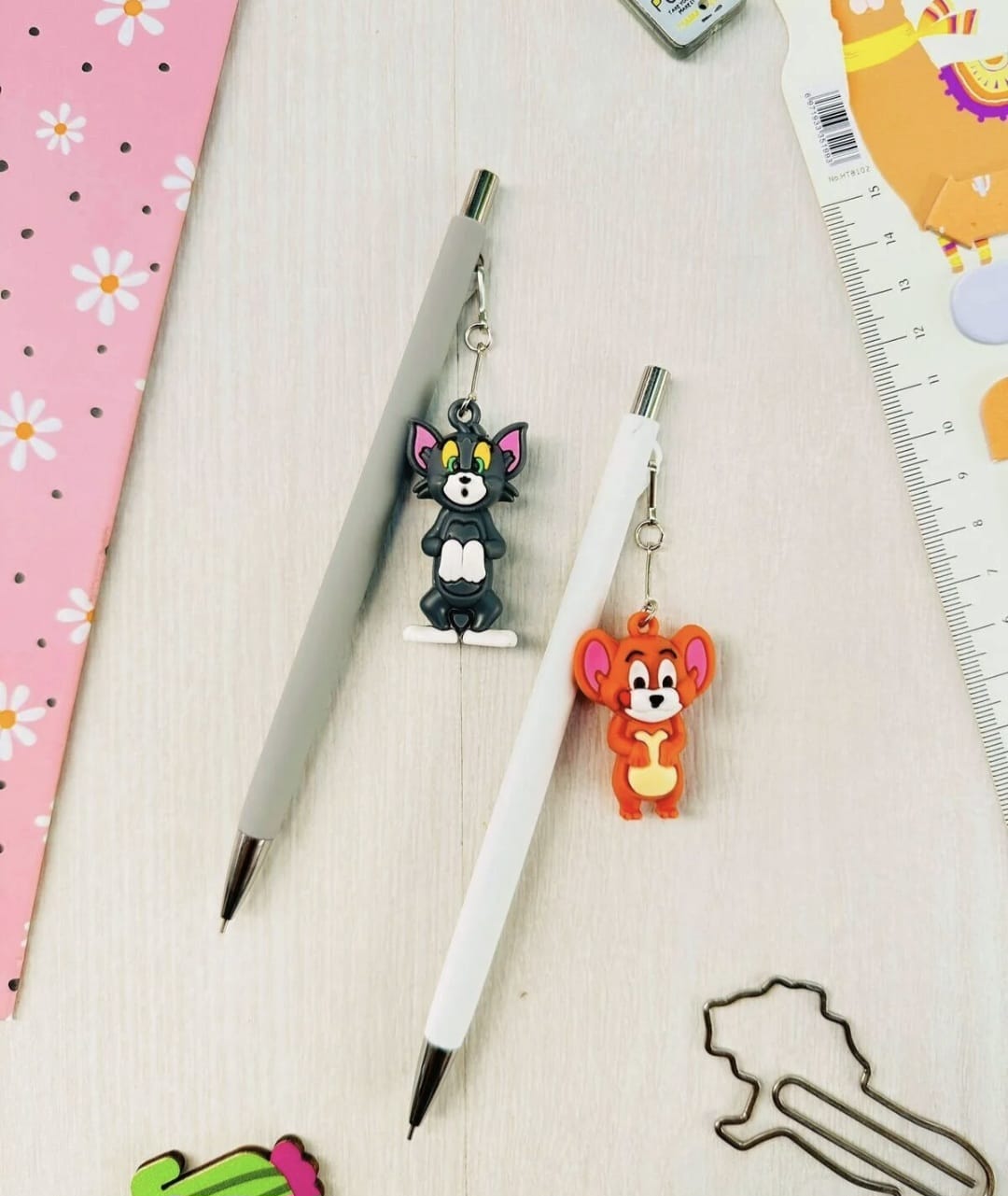 tom &jerry keychain pencil